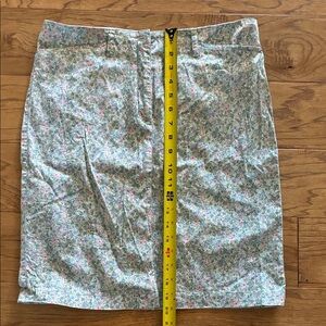Jones New York stretch sport skirt size 8